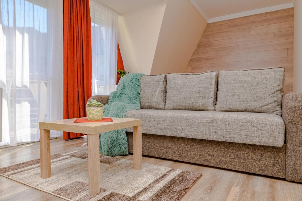 Illes Apartmanok Ii. Hajduszoboszlo Exterior foto